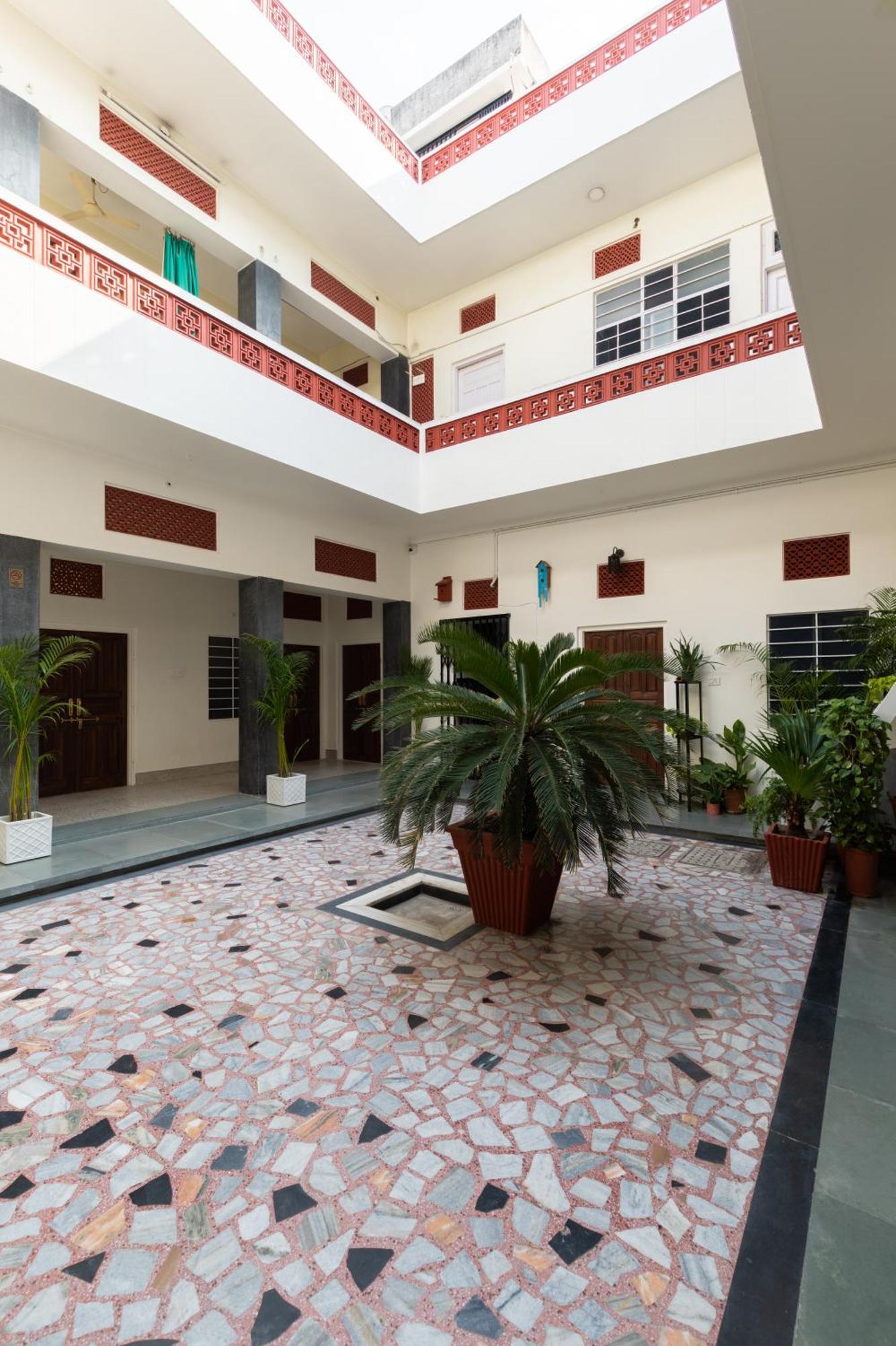Heart Of The City Homestay By Rashmi ชัยปุระ ภายนอก รูปภาพ